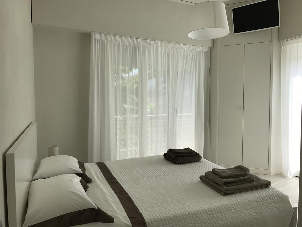 Stunning Apartment 300Mt By The Sea Forte Dei Marmi Cameră foto
