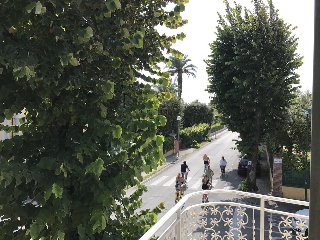 Stunning Apartment 300Mt By The Sea Forte Dei Marmi Cameră foto